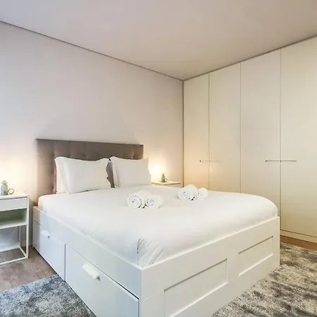 Amazing Liberdade Apt Ground Floor W Ac Elevator Lisbon Exterior photo